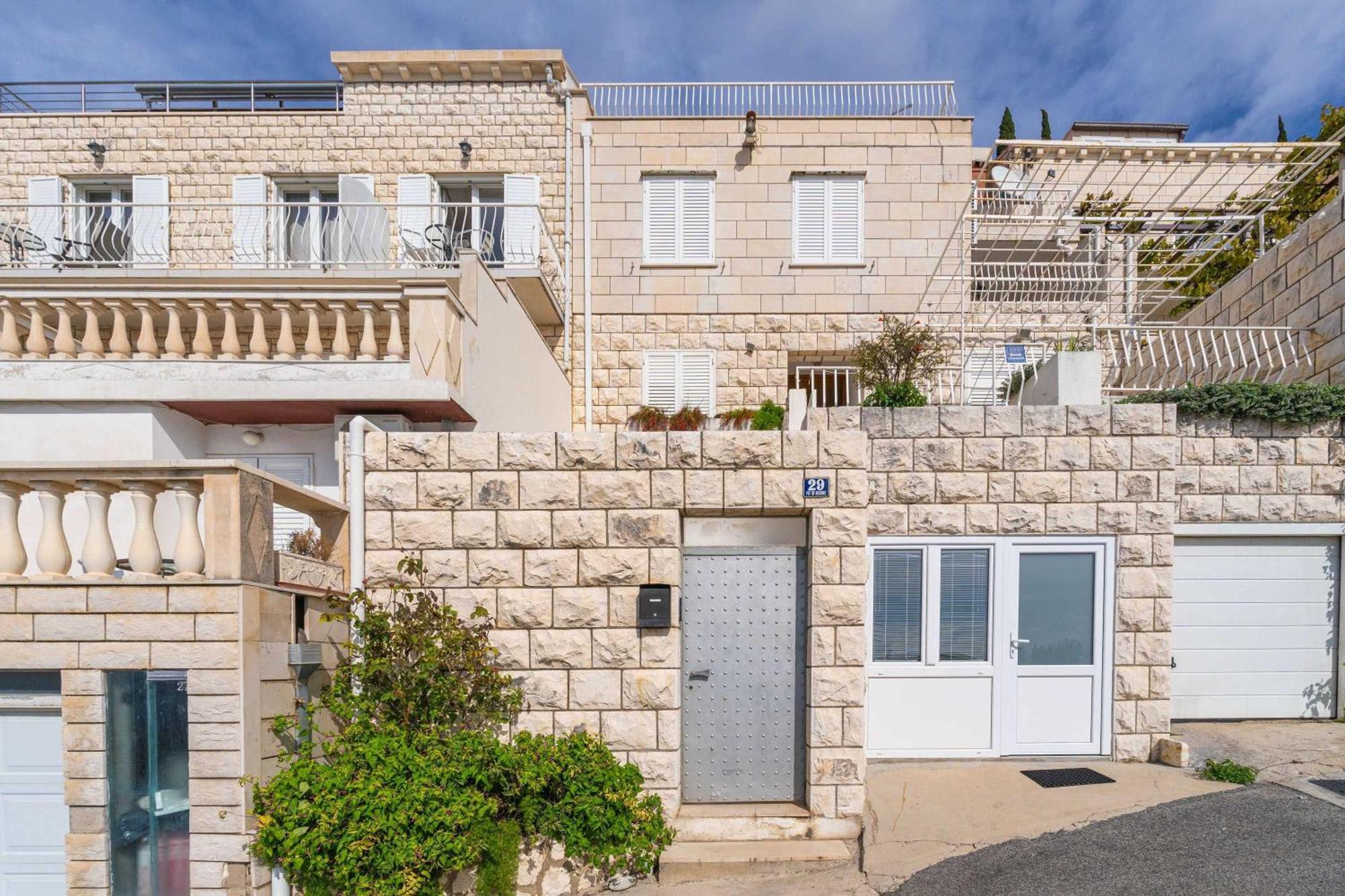 Apartment And Room Cicko Dubrovnik Exterior foto